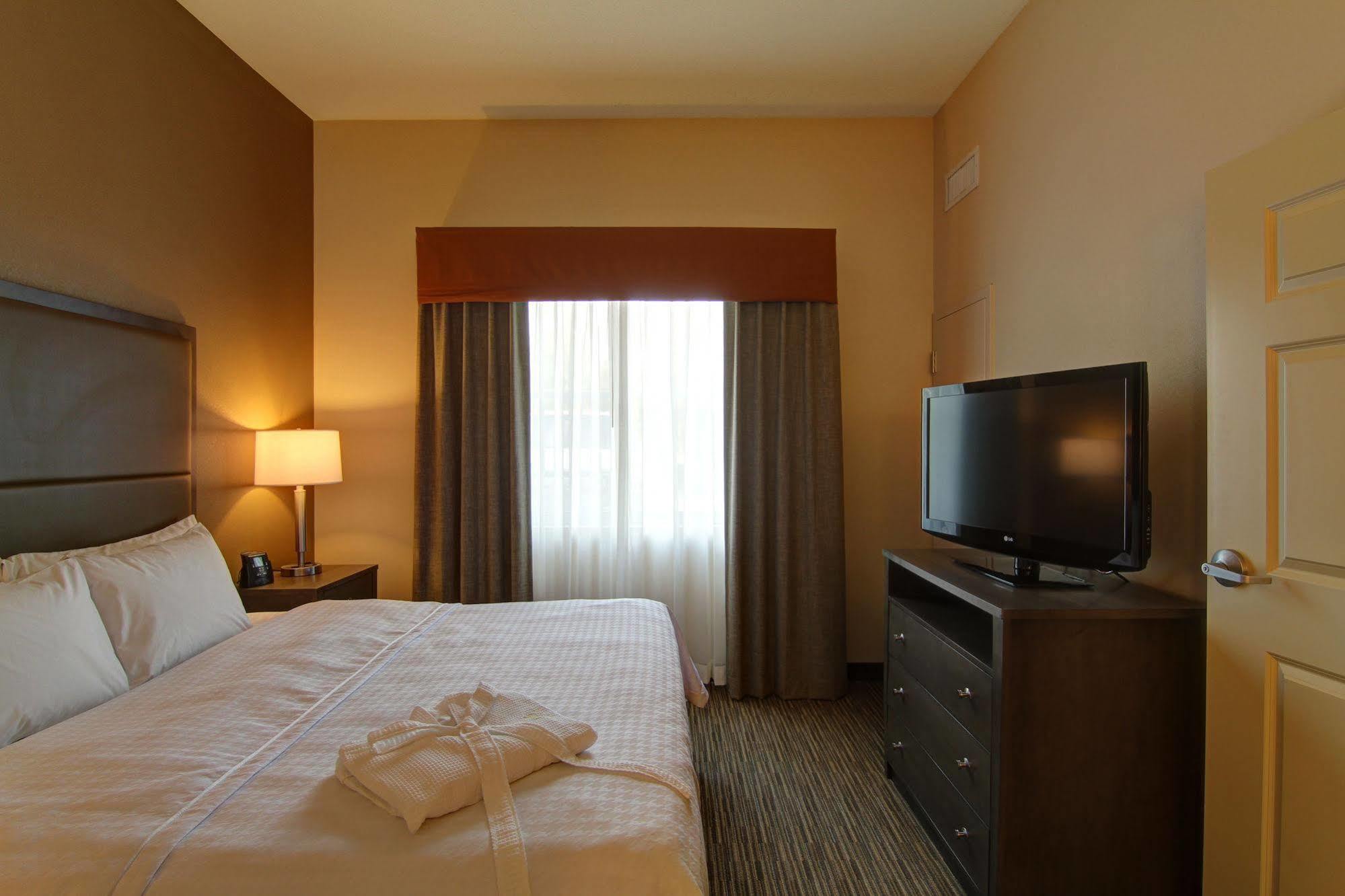 โฮมวูด สวีท บาย ฮิลตัน ฮุสตัน คิงวูด พาร์ค แอร์พอร์ต แอเรีย Hotel ฮูสตัน ภายนอก รูปภาพ